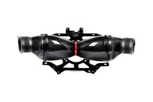 Load image into Gallery viewer, Eventuri Chevrolet Corvette C8 Stingray and E-Ray Coupe / HTC Carbon Intake System (2020+)