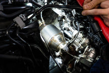 Load image into Gallery viewer, Fabspeed Macan 2.0L Primary Sport Catalytic Converters (2017-2018 Only)