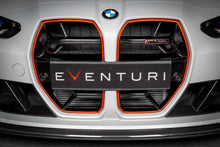 Load image into Gallery viewer, Eventuri BMW G8X M3 / M4 Black Carbon Intake Scoop Set
