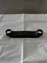 Load image into Gallery viewer, Porsche 911 / 930 Transmission Mount Carrier (93037503100)

